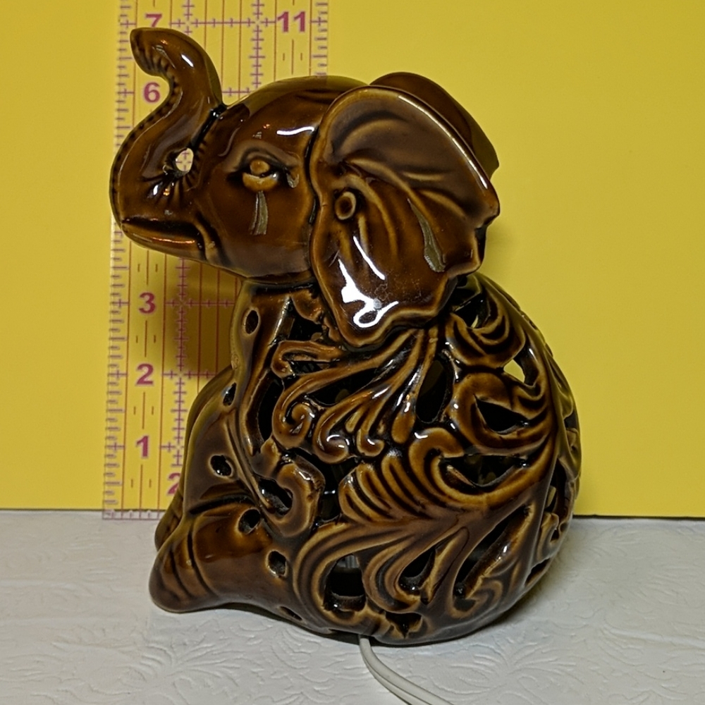 Ceramic Elephant Lamp